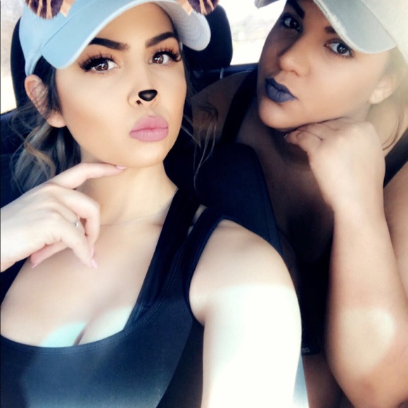 Meet your Posher, Christine - Picture 3 of 7